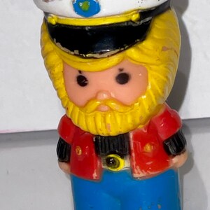 vintage 1977 original Kenner tree tots boat captain figure Rare