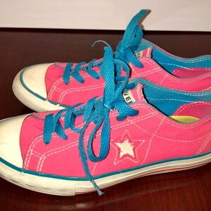 Vintage retro converse one stars hot pink shoes with white stars and neon blue stripes and laces low tops size US 6.5