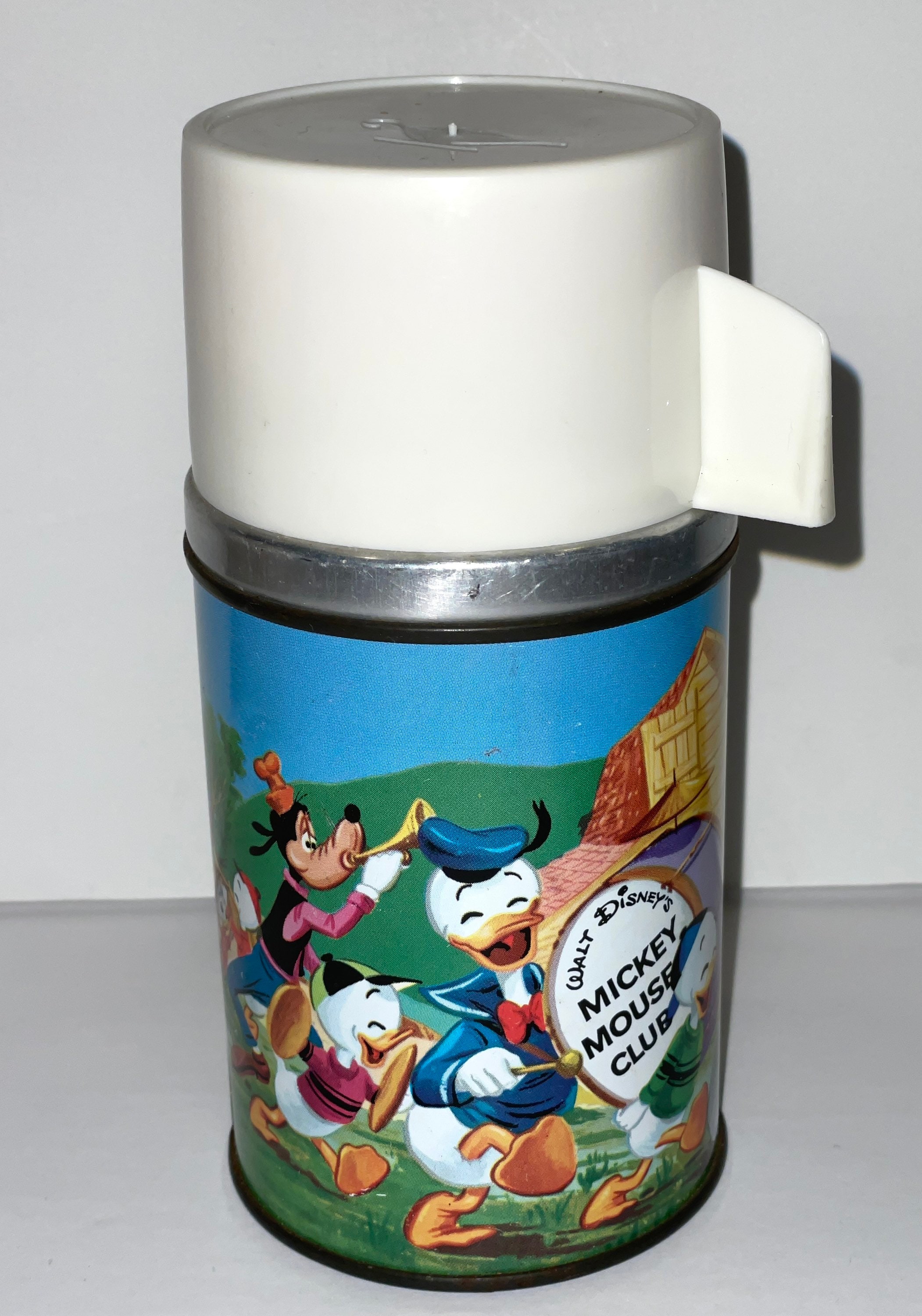 LV MICKEY THERMOS FLASKS .SUITABLE FOR BOTH HOT & COLD DRINKS WITH