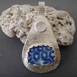 Fine Silver Chaney and Moonstone pendant image 1