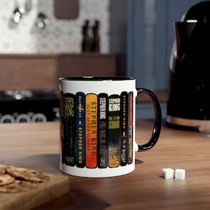 Stephen King Bokryggsmugg, Skräckläsarkaffekopp, Gåva för läsare och bokälskare
