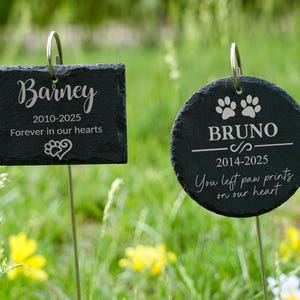Pet Memorial Garden Stone, Engraved Pet Garden Stone with Hanging Stake, Pet Memorial Stone Garden Sign, Pet Grave Marker, Pet Memorial Gift