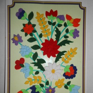 Arreglo floral de fieltro tridimensional en cartón, imagen de flor de fieltro recortada, imagen de aplique de fieltro