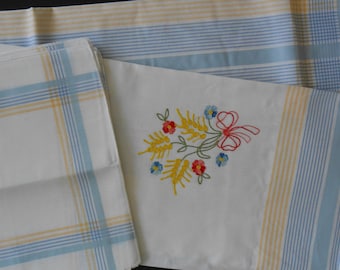 NEW Vintage Italian Embroidered 55" x 94" Tablecloth and TWELVE Matching Napkins, NIB, White Light Blue and Yellow Plaid Tablecloth