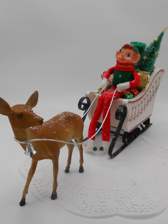 Noël : Le traineau du Père Noël avec ses empreintes - Un jour un jeu