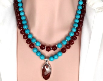 Bleu turquoise et cornaline rouge du Mexique avec pendentif en dentelle bleu, collier en couches, bijoux en pierres précieuses, cadeau d'anniversaire bleu pour elle