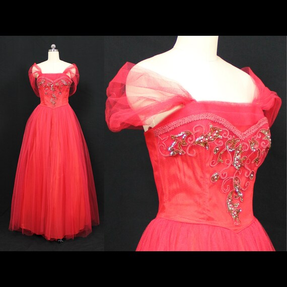 1950s Sexy Strapless Scarlet Sequined Tulle Fantasy Formal Princess Prom Dress • Size XS (25" Waist)