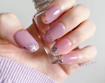Soft Purple Floral Press On Nails, Purple Dried Flower Design, Handmade Reusable Elegant False Nails, Spring Wedding Nail Set