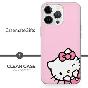 Puede incluir: Funda transparente rosa para tel&eacute;fono con una impresi&oacute;n completa en la parte posterior con el personaje de Hello Kitty. La funda tiene un fondo rosa y el texto "CasemateGifts" y "CLEAR CASE FULL BACK PRINT".