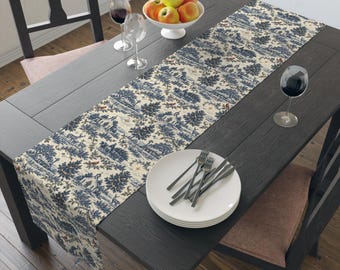Chemin de table Bluebonnet Christmas Toile Blue Landscape Blueland | Motif Toile Scenic Cottage