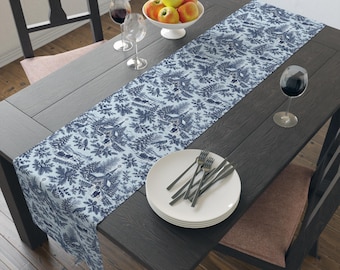 Chemin de table motif toile de Jouy bleue | Coton polyester