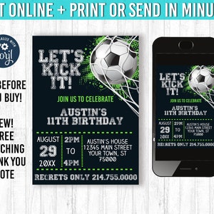 Op de afbeelding: Digitale uitnodiging voor Austins 11e verjaardag, met een voetbal en net ontwerp. De uitnodiging bevat de tekst "Let's Kick It!" en evenementdetails. Een bijpassende bedankkaart is ook beschikbaar.