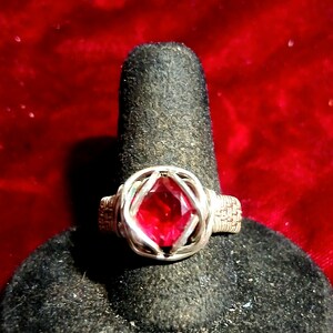 Bague métallique épaisse personnalisée en argent sterling : rubis, taille 9,5