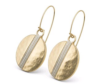 Minimalist Drop Earrings - Gold circle modern design, Chic, Versatile Jewelry, Gift-Ready Jewelry, Geometric drop earring, statement earring
