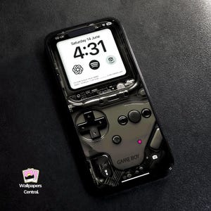 Sfondo 4K Retro Gameboy con custodia nera scura / Sfondo 4K / Sfondo iPhone / Sfondo AI / Sfondo telefono / Sfondo console / HD