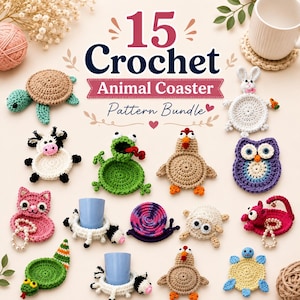 Puede incluir: Una colección de 15 posavasos de ganchillo con forma de animales, incluyendo tortuga, vaca, rana, pollo, búho, gato, caracol y oveja. El texto 15 Crochet Animal Coaster Pattern Bundle aparece en el centro de la imagen.