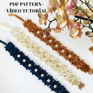 Modèle d'attache-tétine personnalisé avec vidéo, accessoire bébé élégant en dentelle bohème, porte-nom en bois personnalisé, idée cadeau nostalgique pour nouveau-né