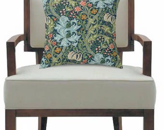 Almofada William Morris Golden Lily: decoração Art Nouveau em camurça sintética