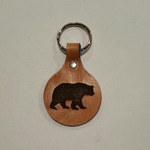 Bear grizzly Leather Keychain custom Engraved Engraving FOB wild animal wildlife