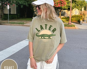 Vintage 90s Alligator Graphic Cropped T-Shirt, Comfort Colors Shirt, Retro Style Top, Funky Fashion Statement Tee, Trendy Everyday Apparel