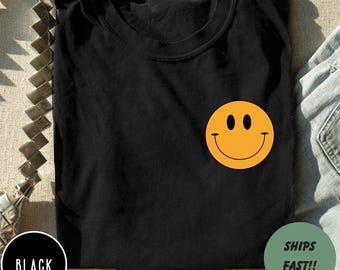 Comfort Colors Happy Face Shirt, Retro Smile Tee, Positive Vibes Apparel, Minimalist Expression Top, Vintage Style Outfit