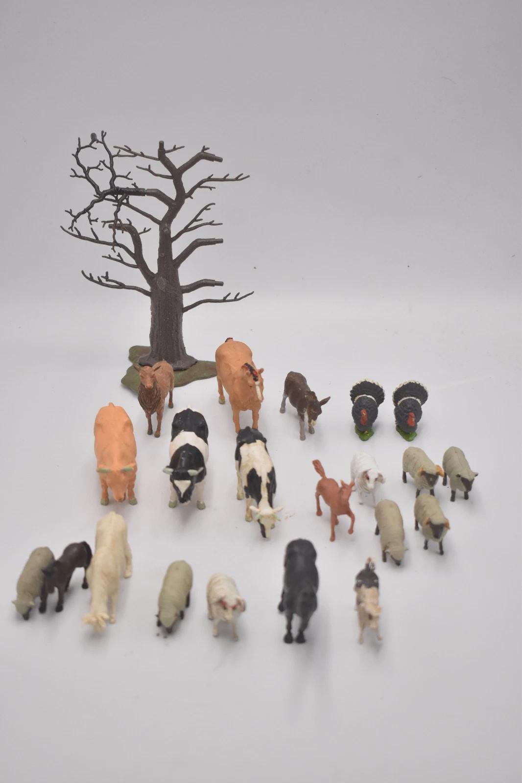 Vintage Britains Farm Animals 1970s Job Lot x22 Figures Collectable Farmyard Toy