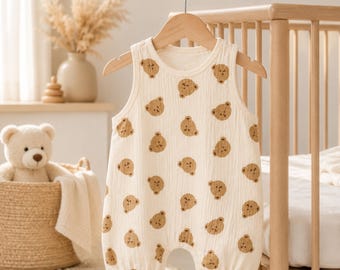 Pelele de bebé de algodón orgánico con osito de peluche, conjunto neutro para bebé, ropa infantil unisex, body de verano para recién nacidos, mono minimalista para bebé.