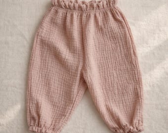 Braguitas estilo boho para bebé, pantalones de algodón orgánico para niños pequeños, pantalones de muselina para niños, conjunto neutro para bebé, pantalones de gasa suave, regalo para bebé, estilo harem