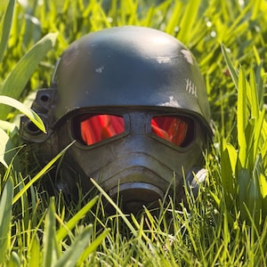 Casco da ranger NCR di Fallout – Armatura per cosplay realizzata dai fan / stampata in 3D