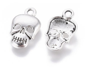 Skull Charms for Halloween, Halloween Skull charms, Halloween charms for jewelry making, Goth charms, 10 pcs