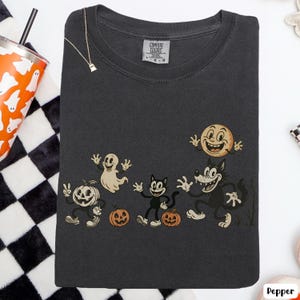 Spooky Retro Characters Shirt, Ghost Cat Pumpkin Graphic Tee, Comfort Colors Halloween T-Shirt, Spooky Fall Aesthetic T-Shirt