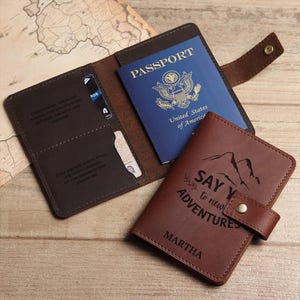 Personalized Leather Passport Holder, Custom Passport, Gift for Traveler, Monogram passport, Personalized wallet passport for men and women