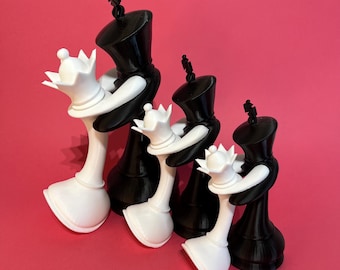 Escultura moderna de pareja de rey y reina de ajedrez, decoración minimalista impresa en 3D en blanco y negro, decoración romántica del hogar o regalo de pareja.