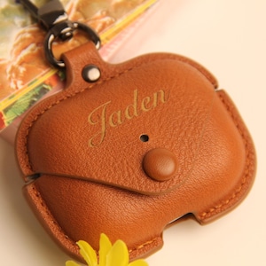 Personalized Leather AirPods Case with Hook|Leather AirPods Pro Case|Gift for Father|Compatible with AirPods 1, 2, 3, 4 and Pro 2