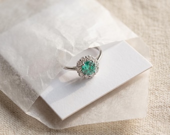 Ronde ring met groene zirkoon van 925 Steerling zilver, verstelbare geboortesteenring, verfijnde zilveren ring, jubileumcadeau, cadeau voor haar