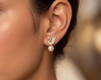 Vergulde flamingo-pareloorbellen, delicate pareloorbellen, minimalistische sieraden, cadeau voor bruidsmeisjes, cadeau voor haar