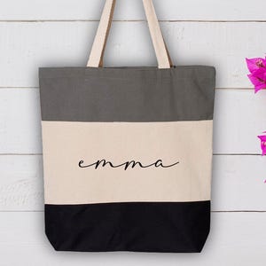 Personalized Tote Bags for Women, Bridal Party Gifts, Bachelorette Gift Bag, Custom Name Canvas Tote Bag, Wedding Tote Bag, Bridesmaid Gifts