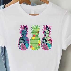 Pineapple Shirt,Womens Pineapple Tshirt,Pineapple Lover Gift,Pineapple Summer Tee,Tropical Fruit Shirt,Summer Vacation Shirt,Pineapple Tee