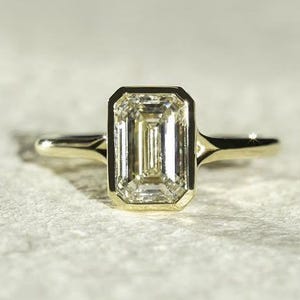 3 CT Emerald Cut Moissanite Engagement Ring 14K Gold Ring Bezel Set Wedding Rings Moissanite Bezel Set Solitaire Ring Promise Ring for Women