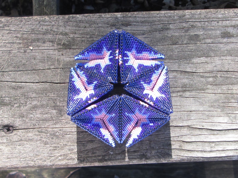 Black Hole, Pattern for a Kaleidocycle, Charts and Colorway, Toy ...