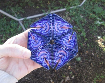 Black Hole, Pattern for a Kaleidocycle, Charts and Colorway, Toy, Fidget Widget, Stress Reliever, Geometric Beadwoven Art Object