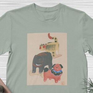 T-shirt Japanese Ukiyo-e Art Tee, cute animals Design, Classic Hokusai Hiroshige Woodblock Print Gift For Art Lovers
