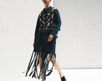 Strukturierte Denim-Jacke und Fransenrock-Set, Avantgarde-Denim-Co-Ord für Frauen