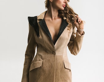Denim Baumwolljacke mit schwarzen Chiffonakzenten, elegante maßgeschneiderte Oberbekleidung mit schwarzem Revers