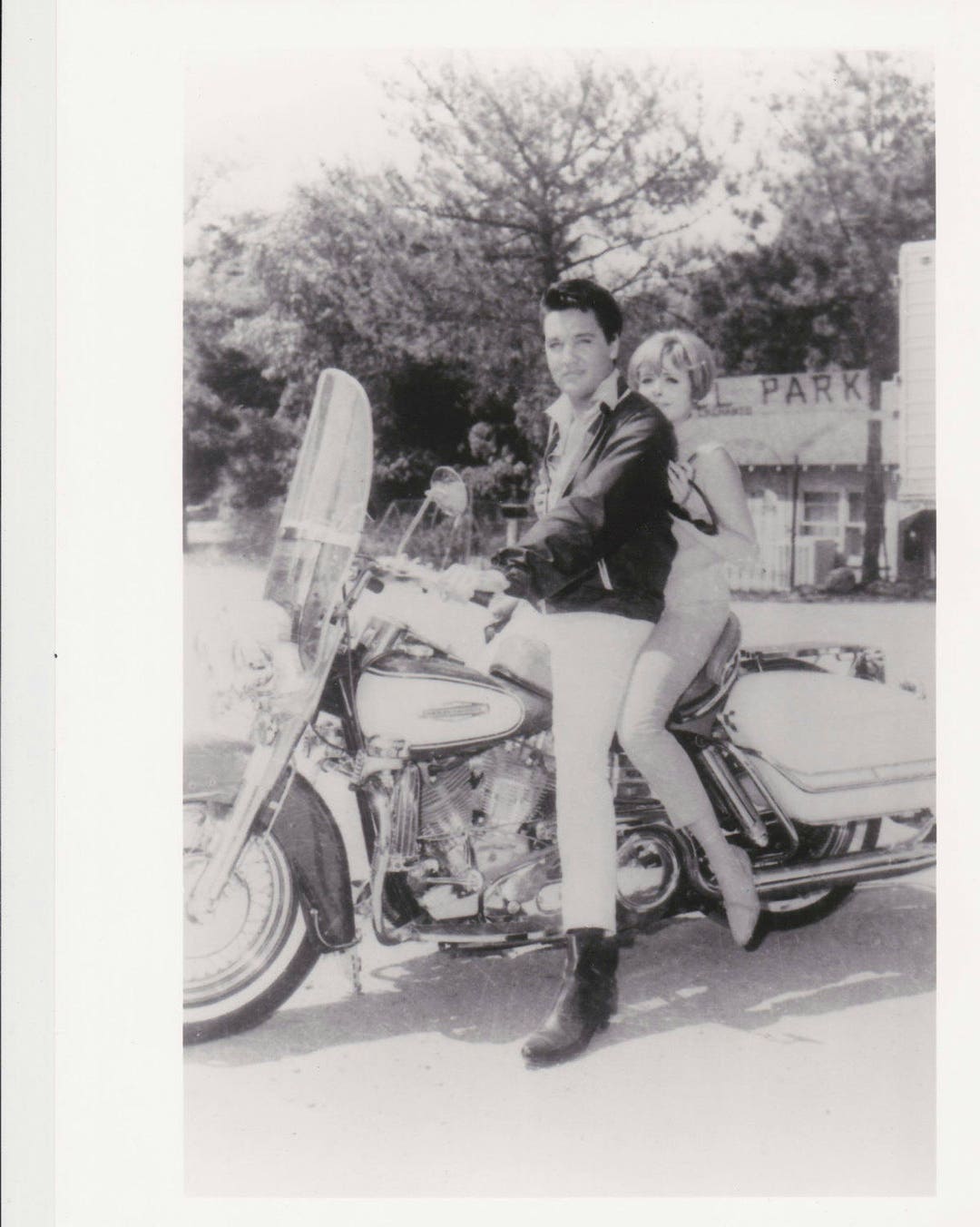 SPINOUT Photo Elvis Presley & Deborah Walley on Harley Motorcycle ...