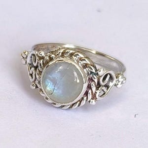 Vintage Moonstone Ring | Boho Silver Rainbow Moonstone Ring | Handmade Gemstone Jewelry | Gift for Her | Antique Style Ring