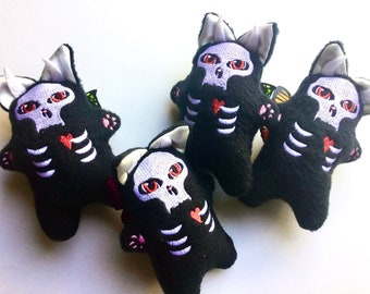 Tiny Lavender filled Plush Pixy Cat Fairy Pet Skeleton