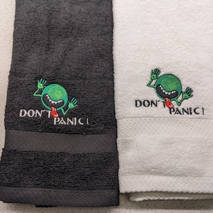 Don&#39;t Panic! Hitchhikers Guide Kitchen Hand Towel