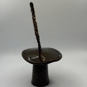 Handgjord rökelsehållare i keramik med svamp och bikakemönster | Woodland Nature Decor, Boho Home Burner
