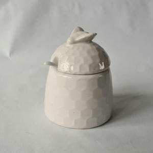 Honey jar in the shape of a honeycomb vintage ceramic